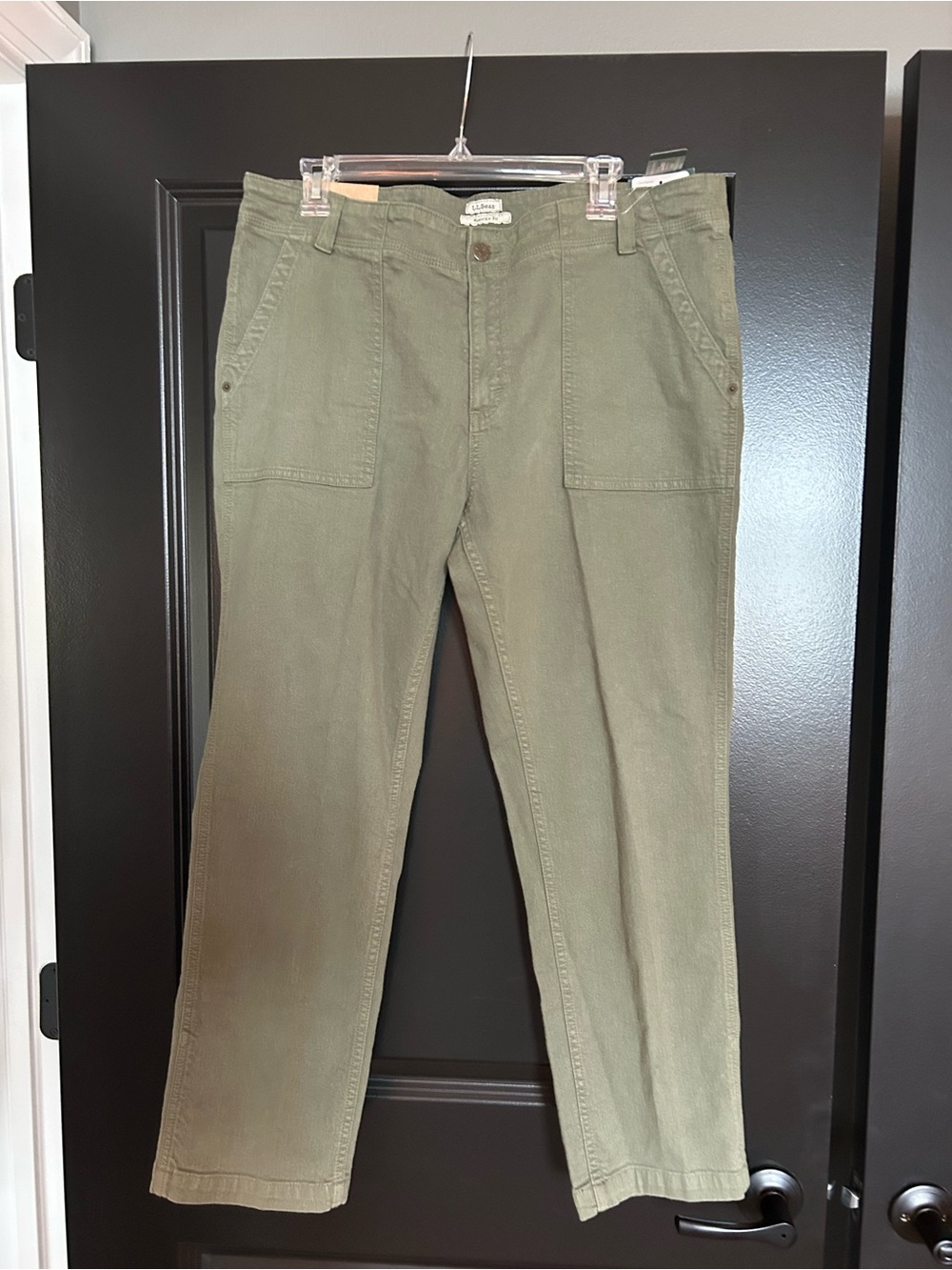 L.L. Bean Women's 1912 Favorite Fit Chino Pants Size 16 Petite Green NWT
